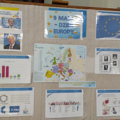 Powiększ obraz: plakat z okazji Dnia Europy w szkole